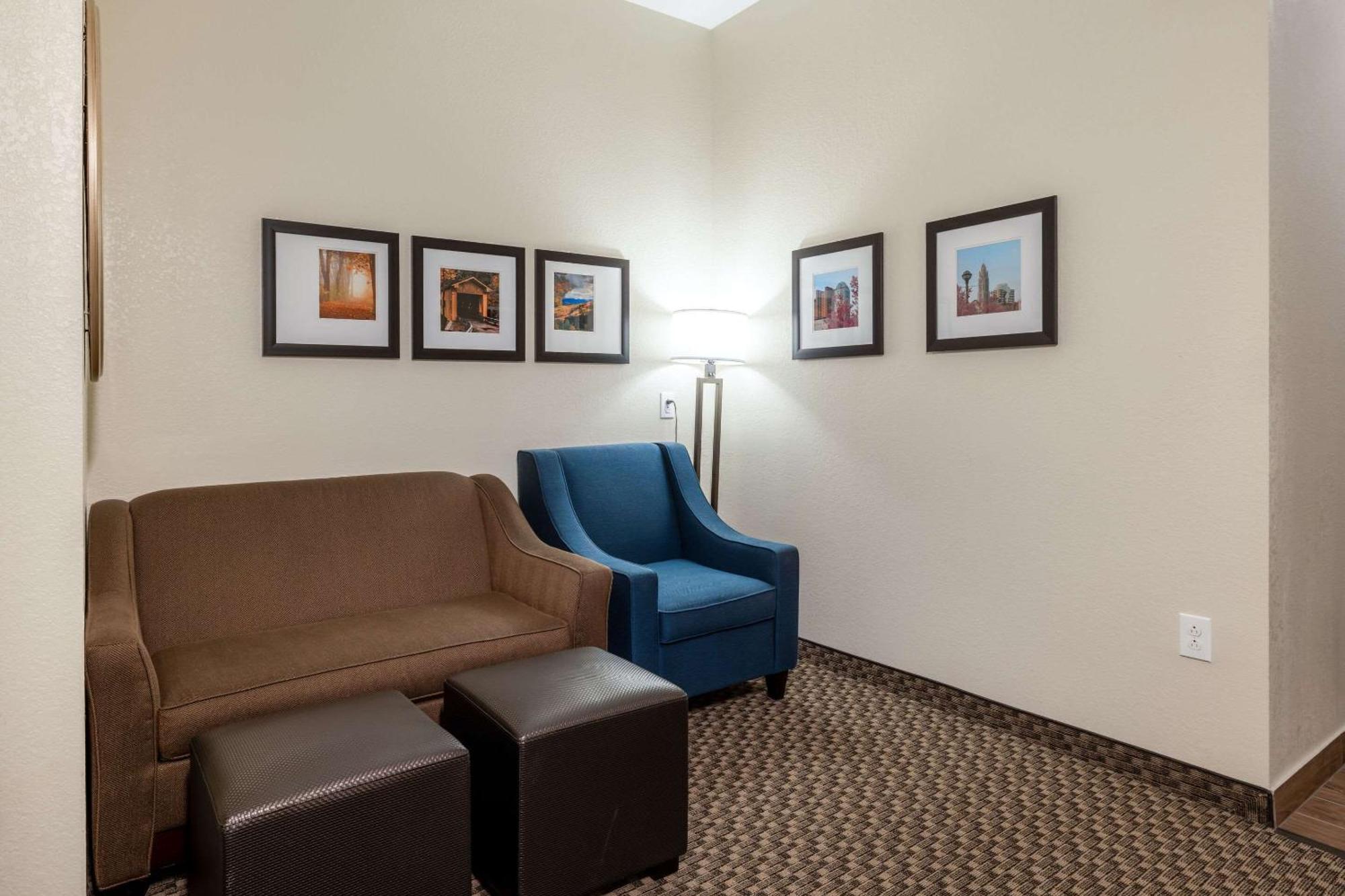 Comfort Suites Troy-I75 Exterior photo